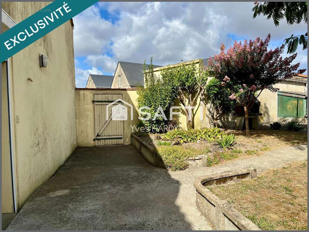 Photo 2 - Maison à SAINT-MARTIN-DES-TILLEULS