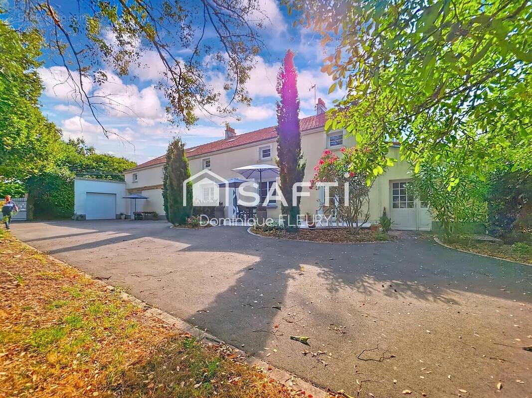 Photo 1 - Maison à CHEMERE