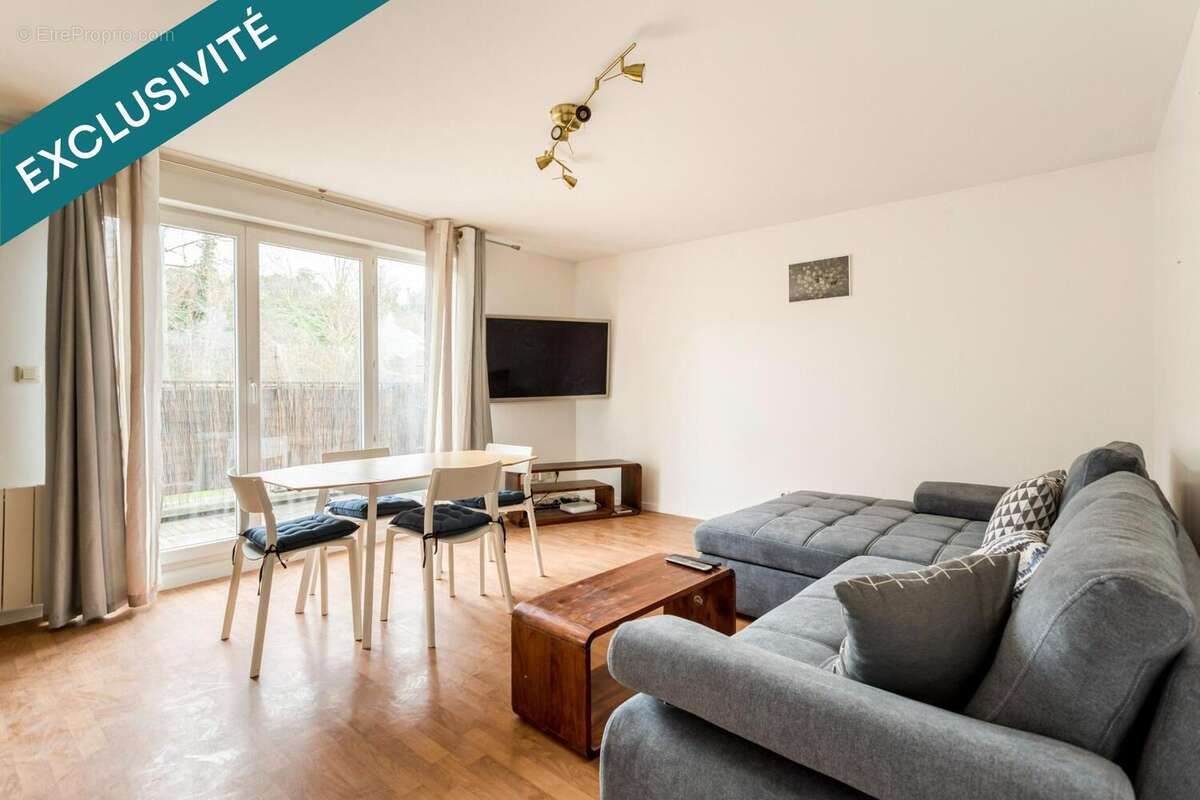 Photo 2 - Appartement à CHOISY-LE-ROI