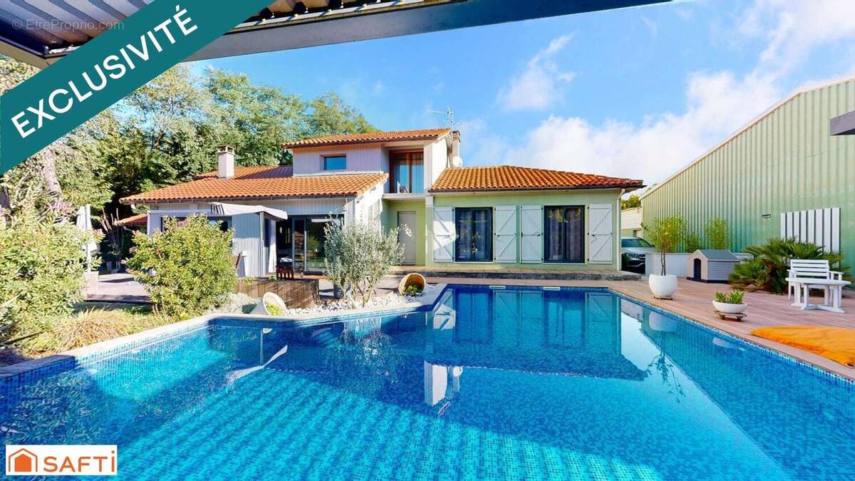 Photo 2 - Maison à LABARTHE-INARD