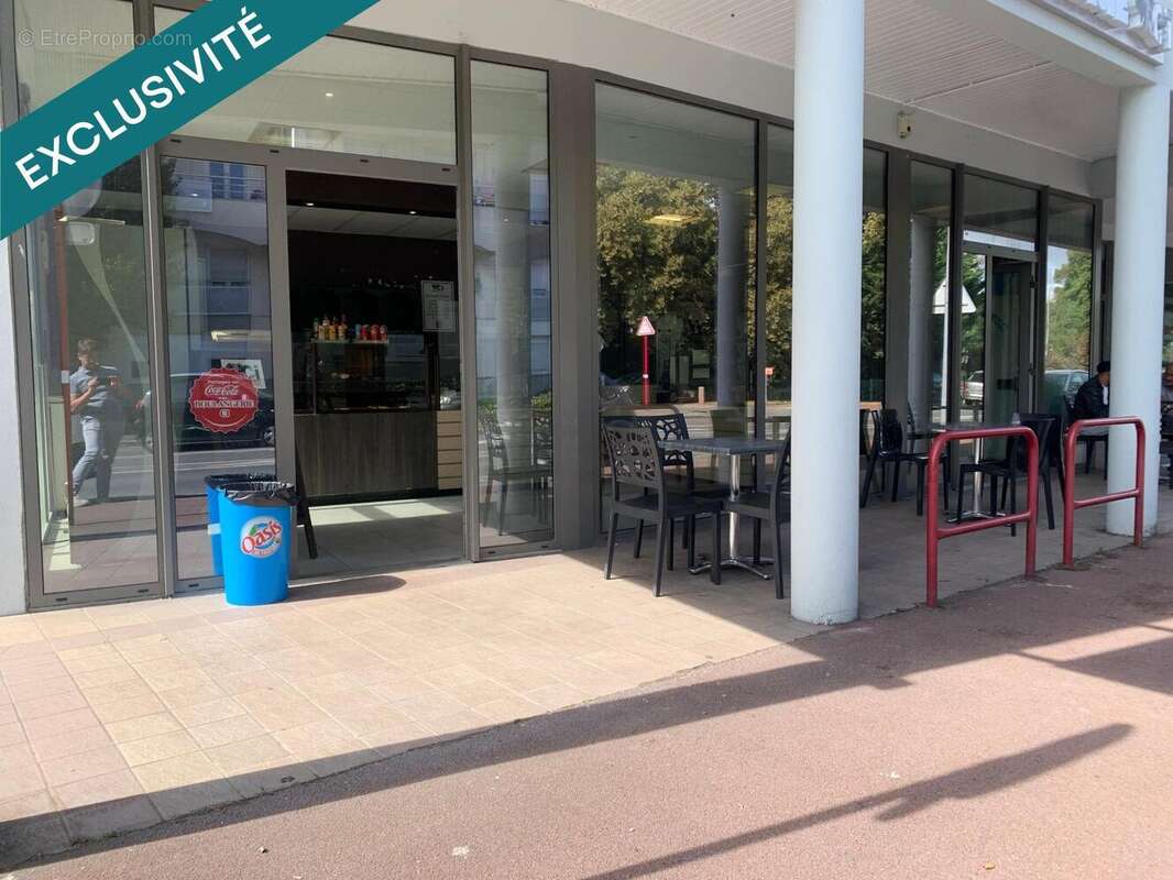 Photo 2 - Commerce à VILLENAVE-D&#039;ORNON