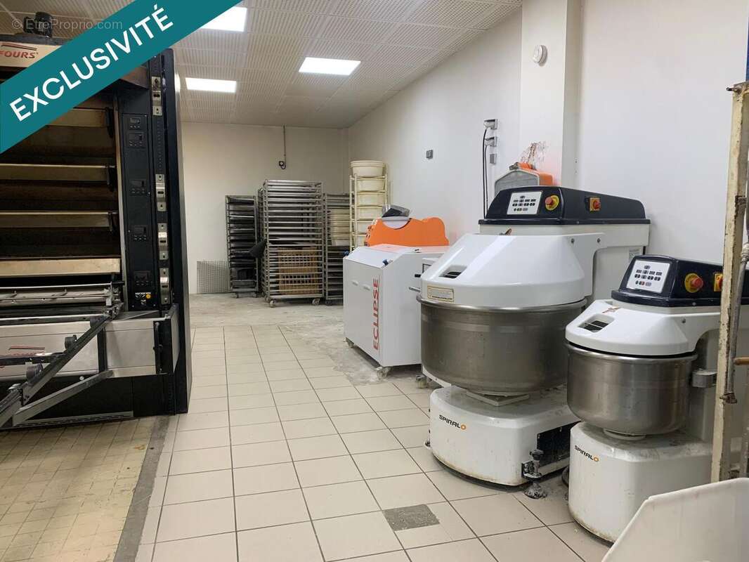 Photo 6 - Commerce à VILLENAVE-D&#039;ORNON