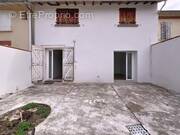 Photo 1 - Appartement à FROUZINS