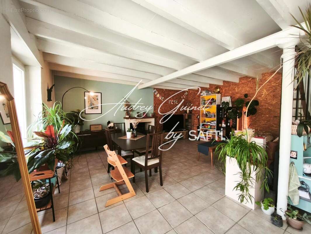 Photo 5 - Maison à QUINCAY