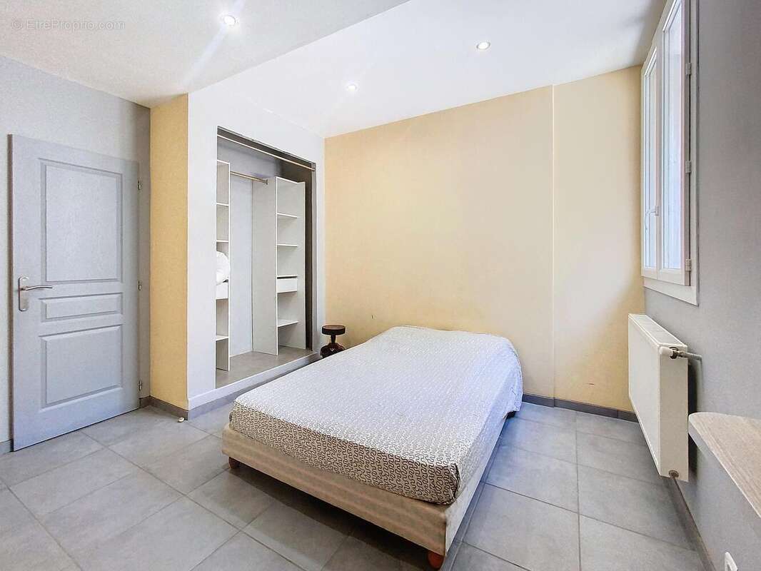 Photo 8 - Appartement à MARSEILLE-16E