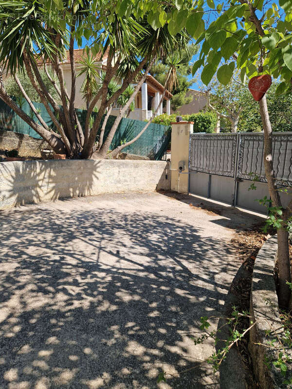 Maison à LA CADIERE-D&#039;AZUR