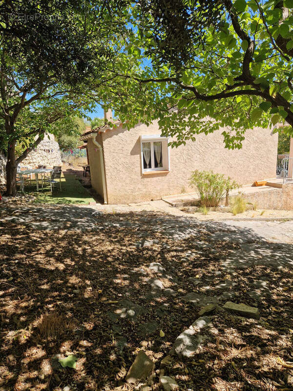 Maison à LA CADIERE-D&#039;AZUR