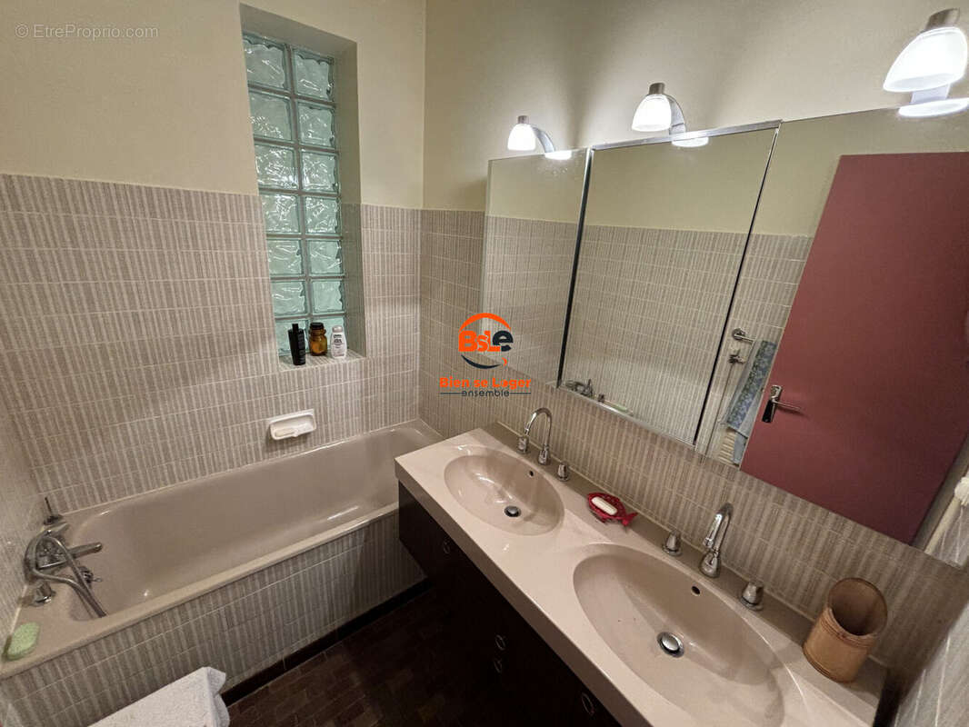 VENTE MAISON 5 CHAMBRES TERRAIN COURNON AGENCE BSLE  - Maison à COURNON-D&#039;AUVERGNE