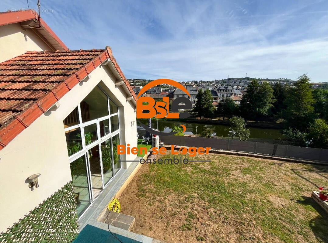 Maison à SAINT-FLOUR