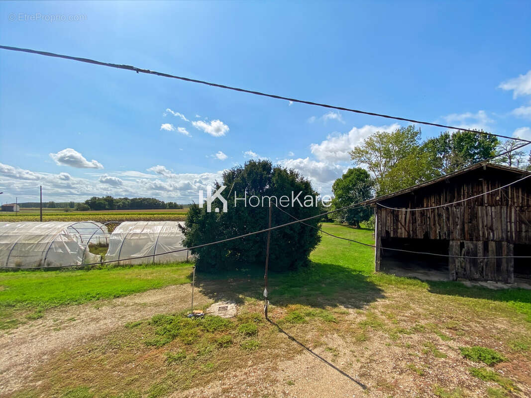 Maison à LONGUEVILLE