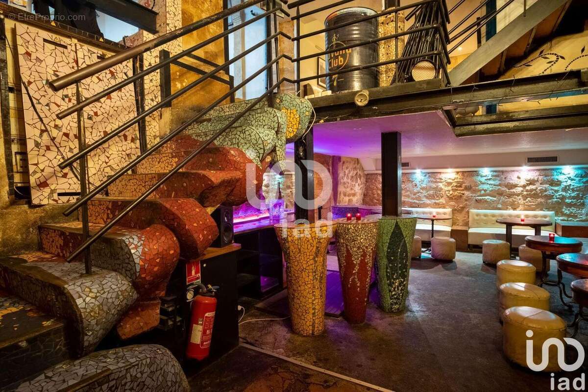 Photo 2 - Commerce à PARIS-4E