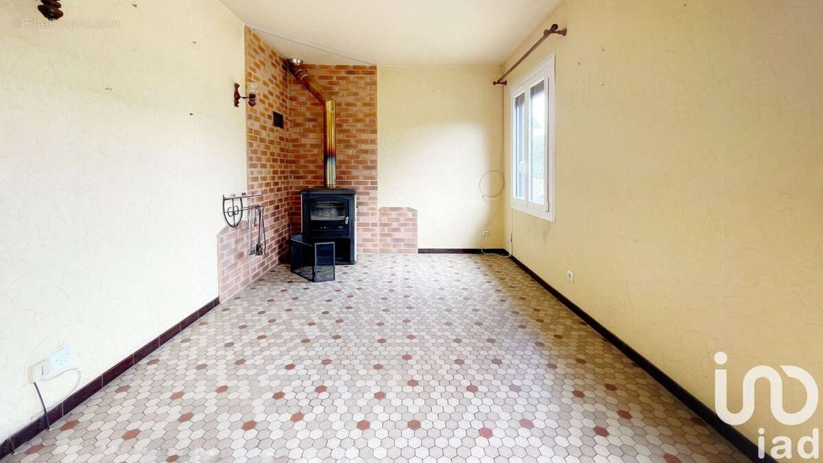 Photo 2 - Maison à LE COUDRAY-SAINT-GERMER