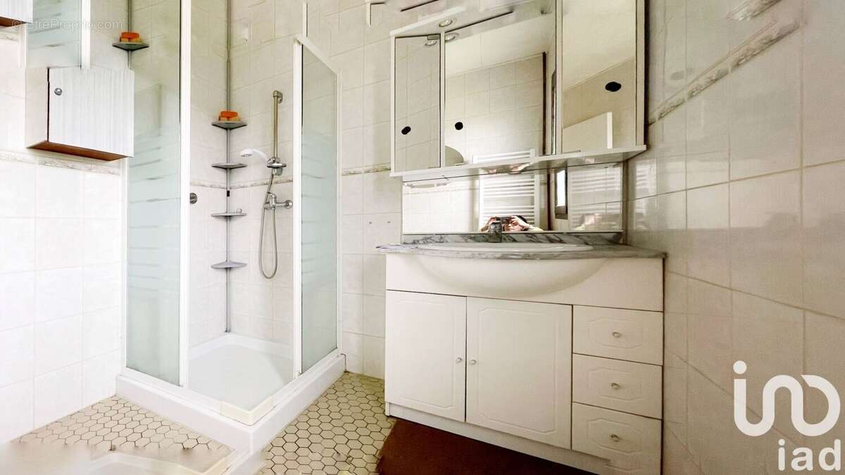 Photo 9 - Maison à LE COUDRAY-SAINT-GERMER