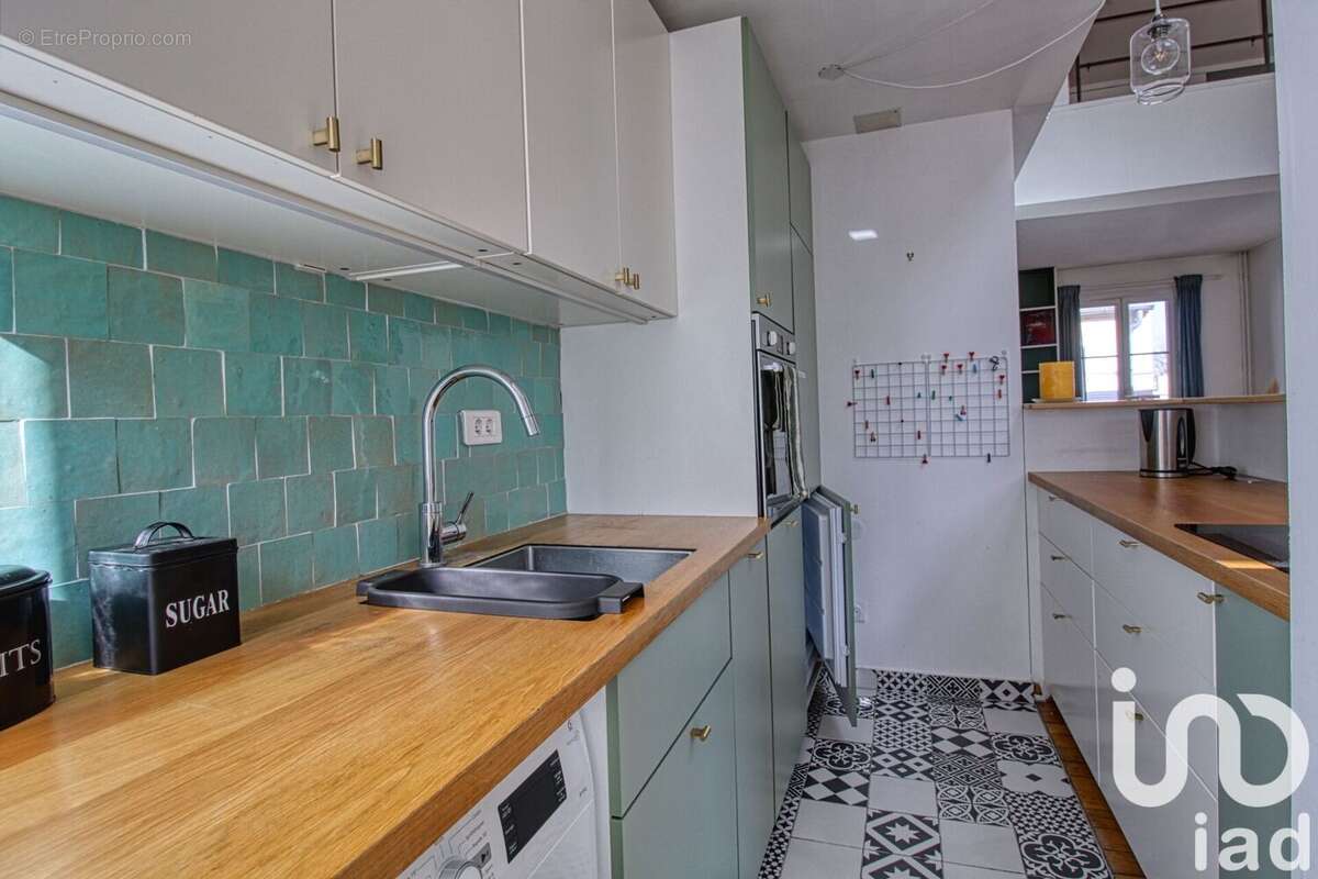 Photo 9 - Appartement à LEVALLOIS-PERRET