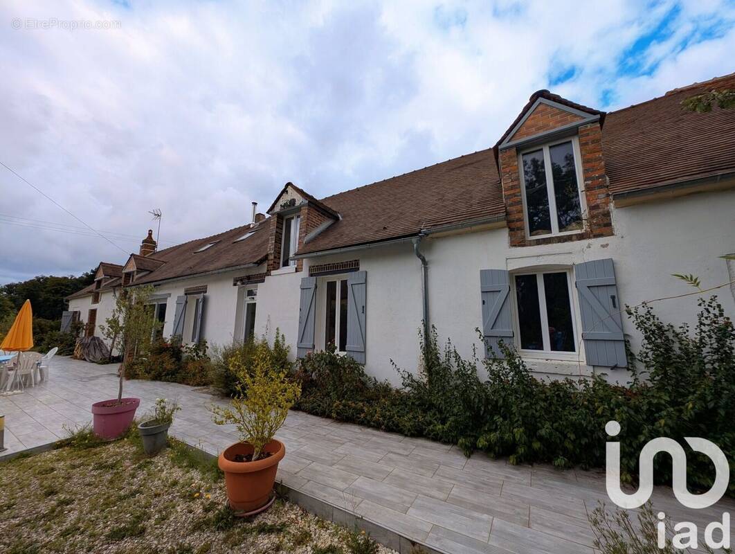 Photo 1 - Maison à COURTEMAUX