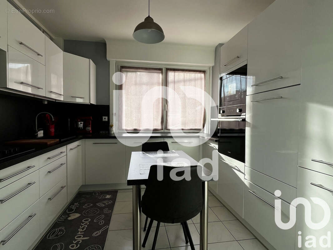 Photo 3 - Maison à LEZENNES