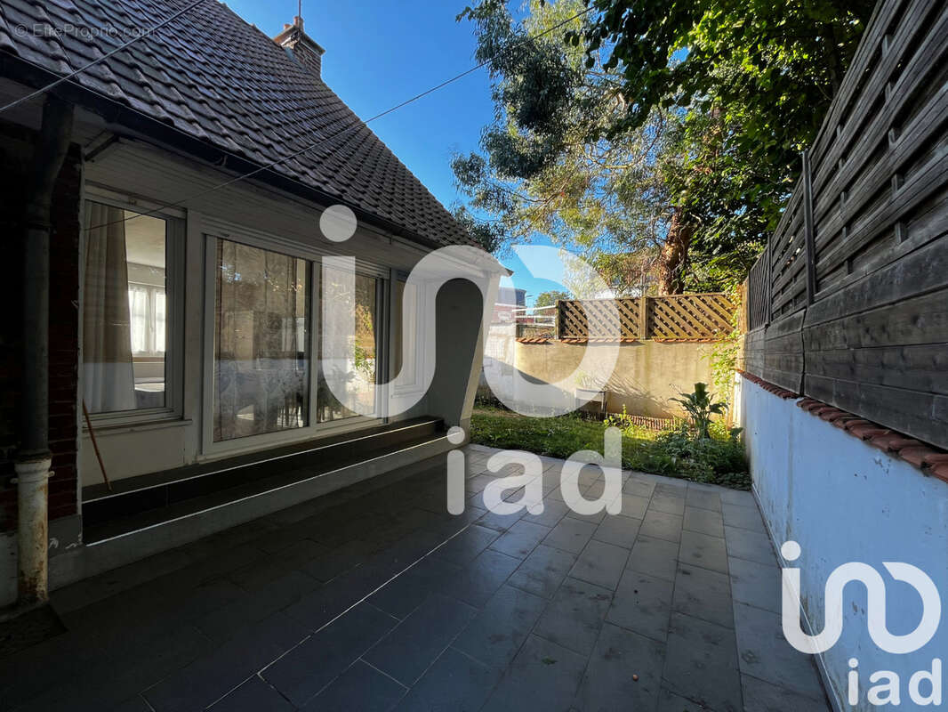 Photo 8 - Maison à LEZENNES