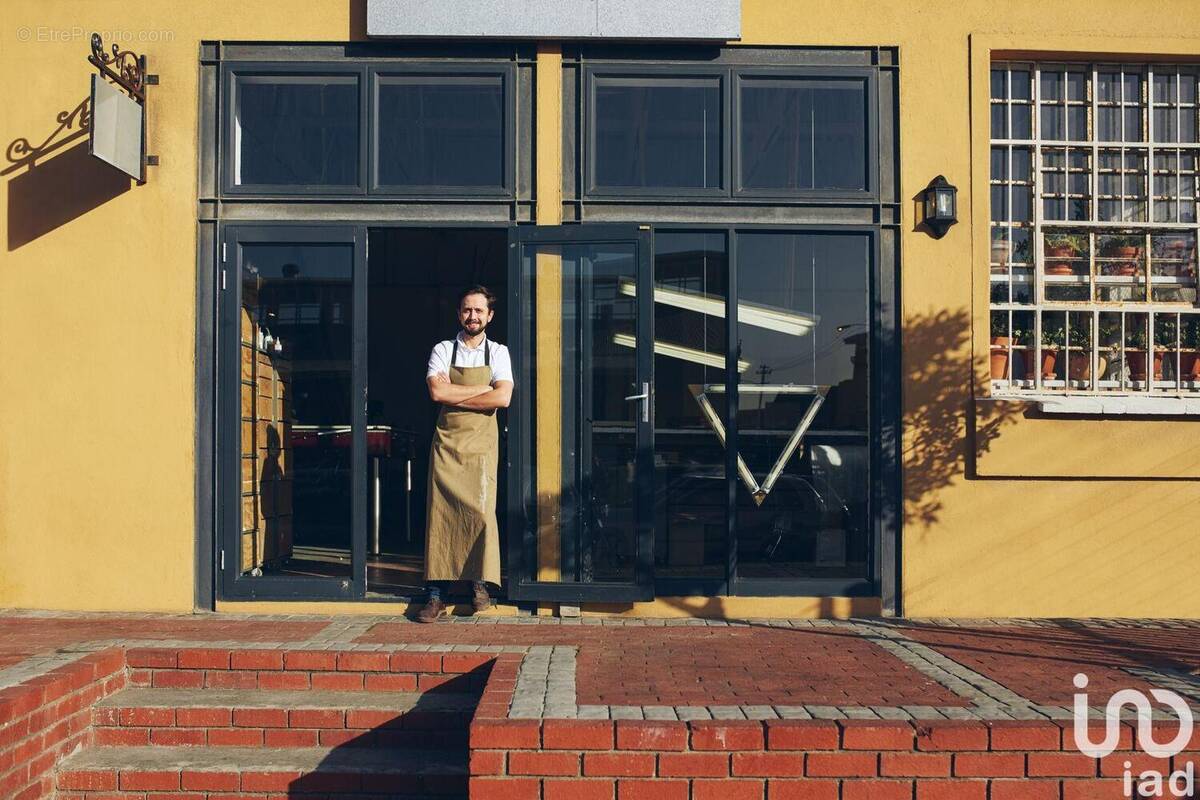 Photo 1 - Commerce à SAINT-MAXIMIN-LA-SAINTE-BAUME