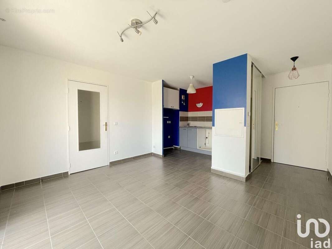 Photo 3 - Appartement à VIGNEUX-SUR-SEINE