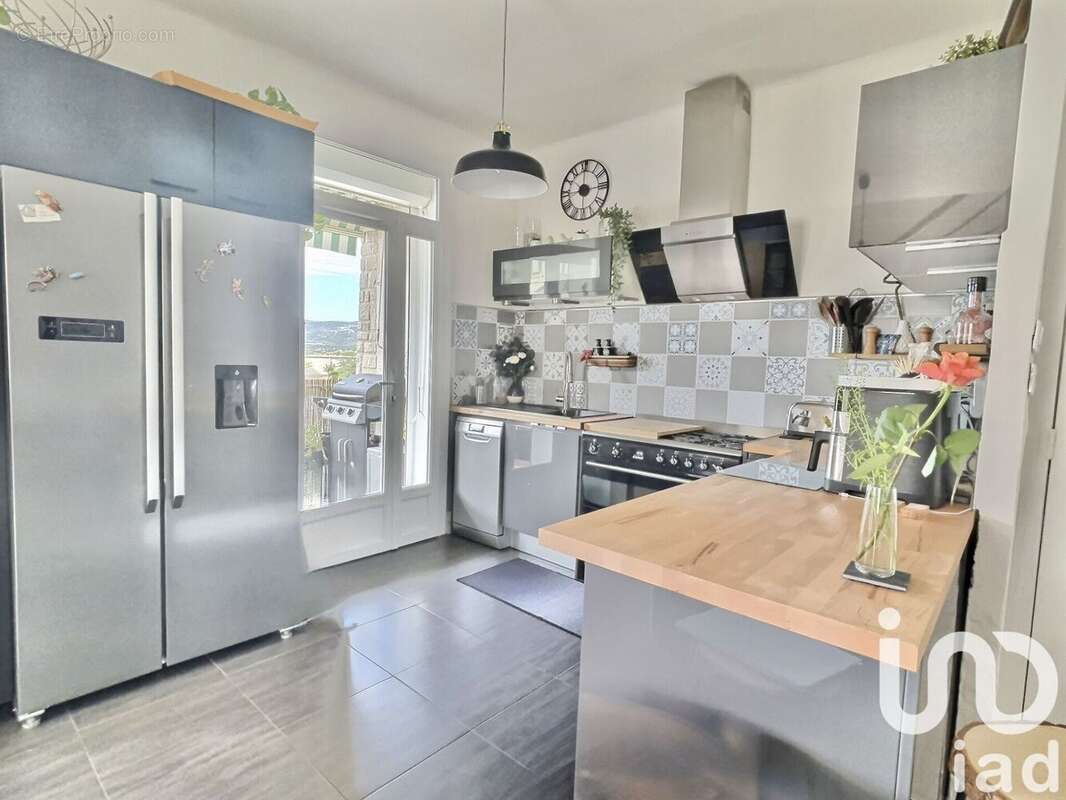 Photo 2 - Appartement à CEYRESTE