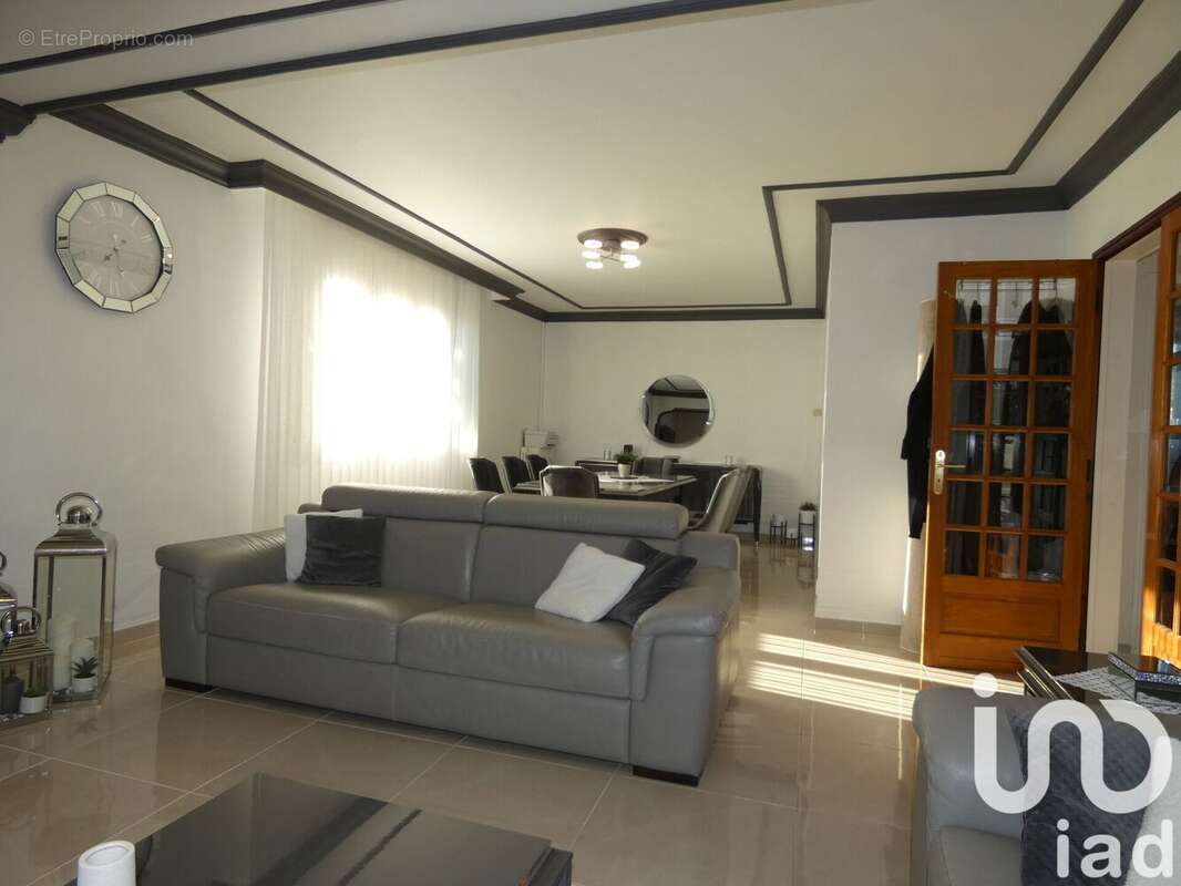 Photo 5 - Maison à LE PONTET