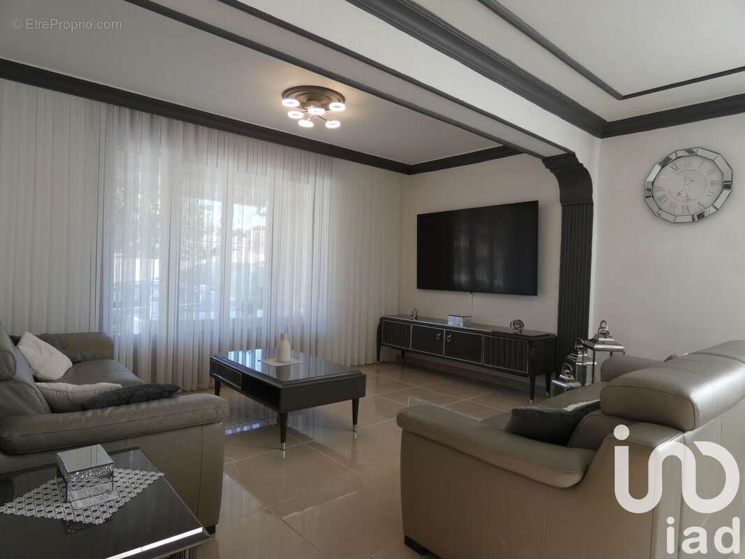 Photo 6 - Maison à LE PONTET