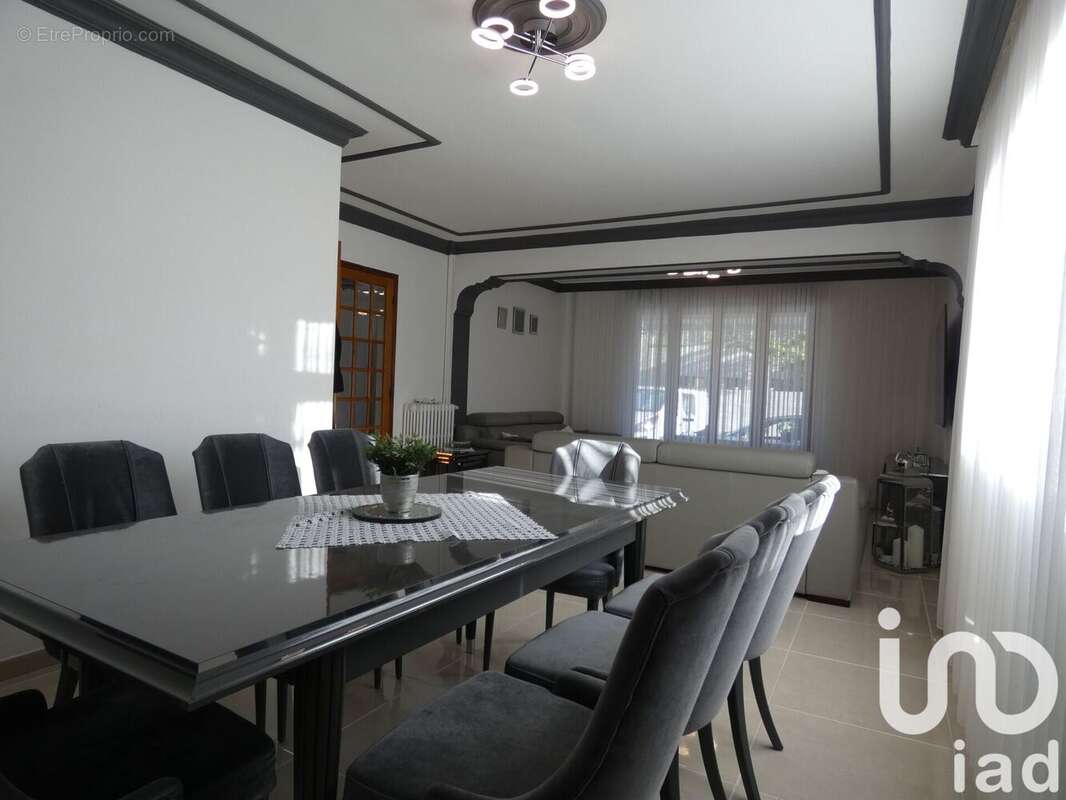 Photo 7 - Maison à LE PONTET