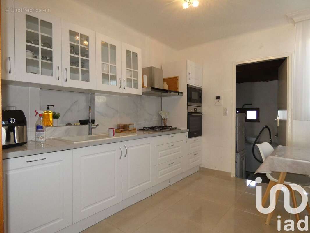 Photo 8 - Maison à LE PONTET