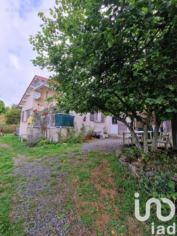 Photo 1 - Maison à PRESAILLES