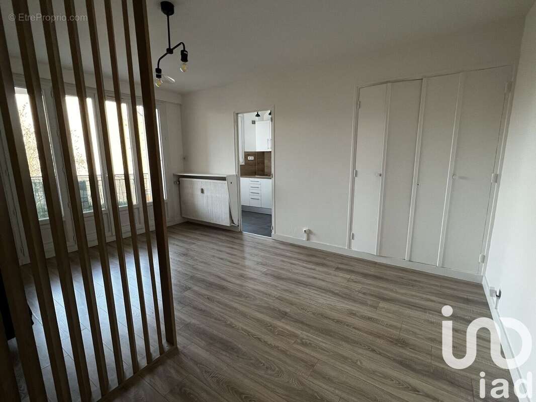 Photo 2 - Appartement à SAVIGNY-SUR-ORGE