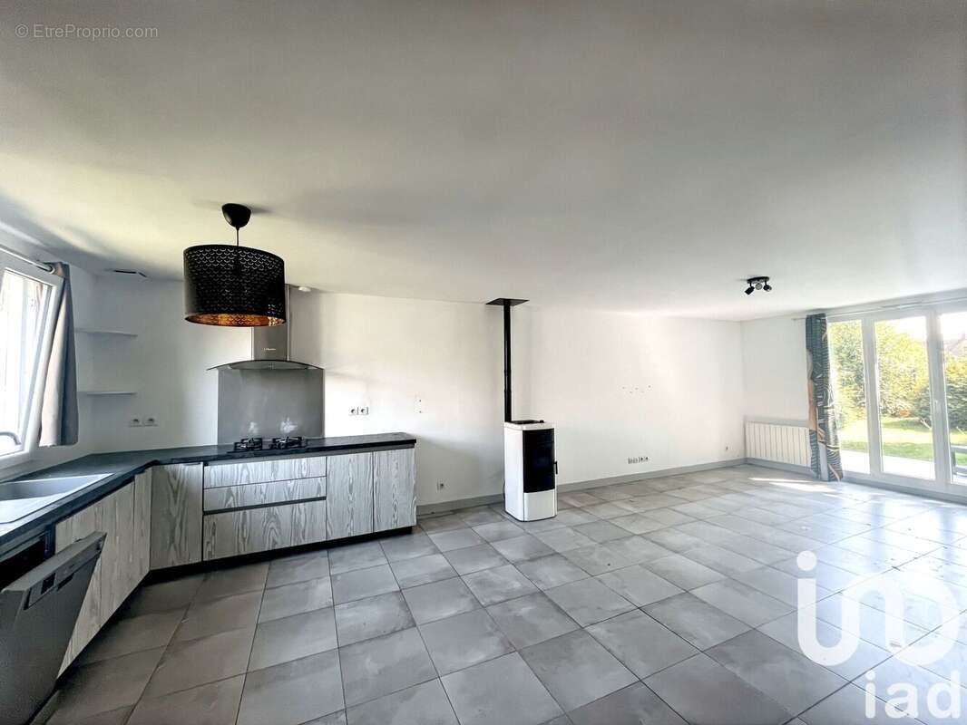 Photo 4 - Maison à VAL-DE-REUIL