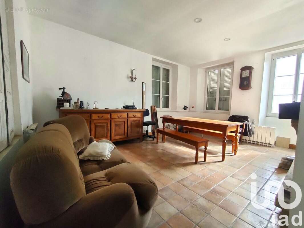 Photo 9 - Maison à RIGNY-LE-FERRON