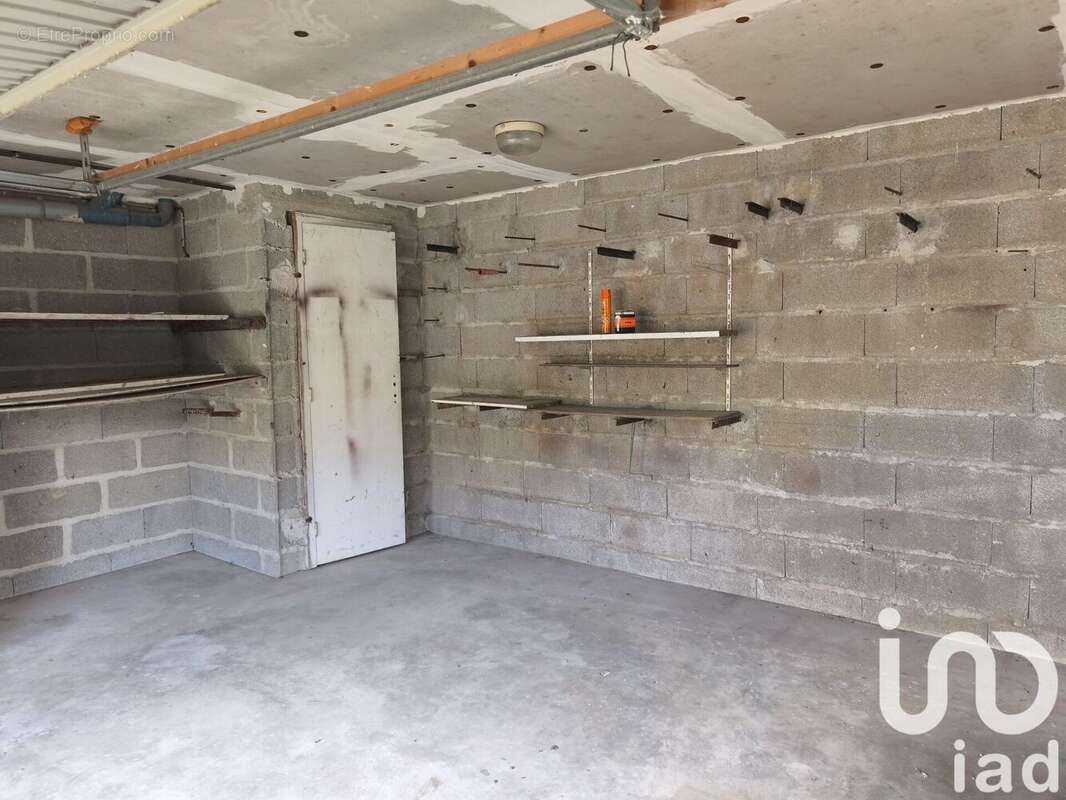 Photo 5 - Maison à PLEURS