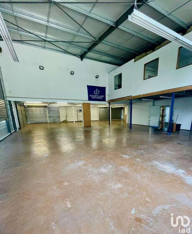 Photo 4 - Commerce à RAMONVILLE-SAINT-AGNE