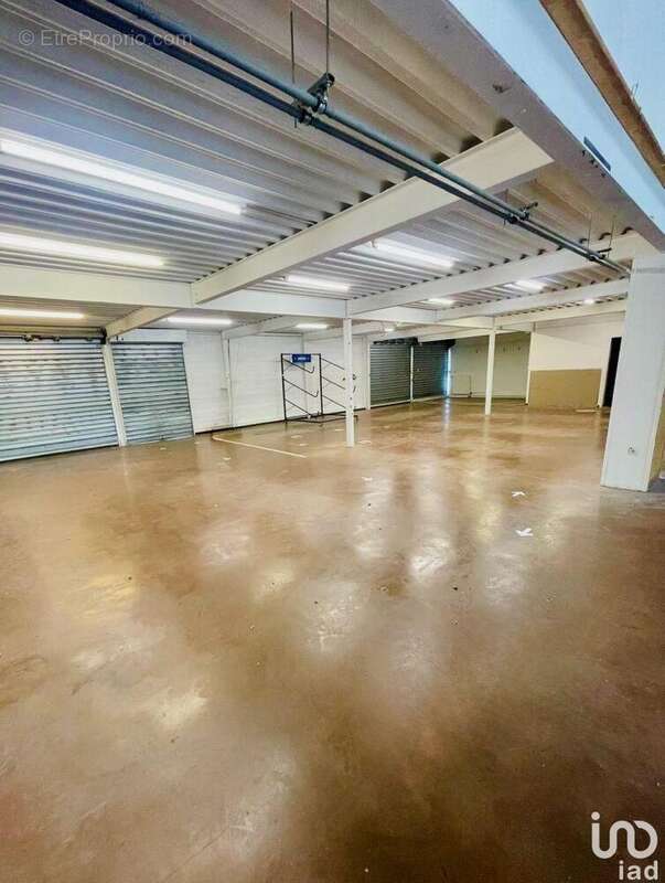 Photo 5 - Commerce à RAMONVILLE-SAINT-AGNE