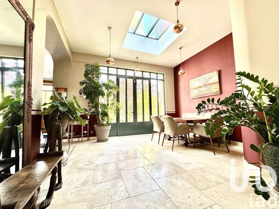 Photo 8 - Autre à LONGJUMEAU