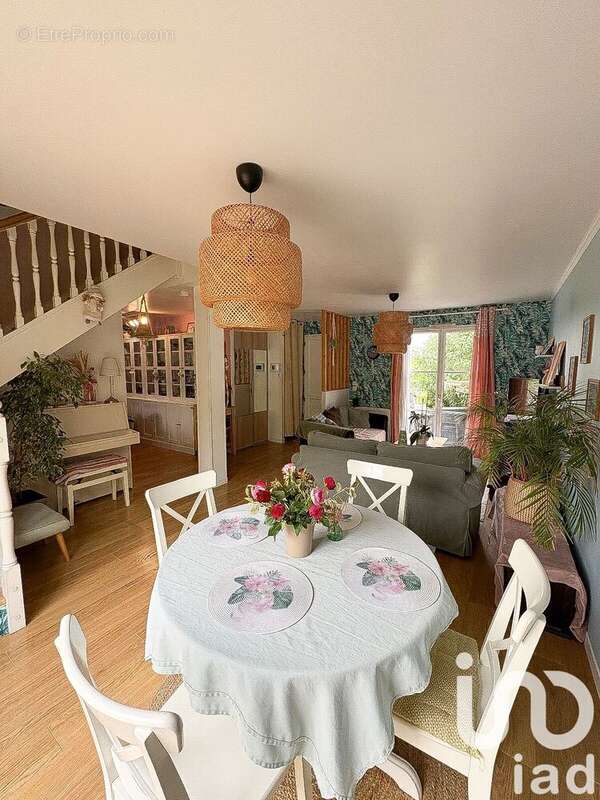 Photo 6 - Maison à VIGNY