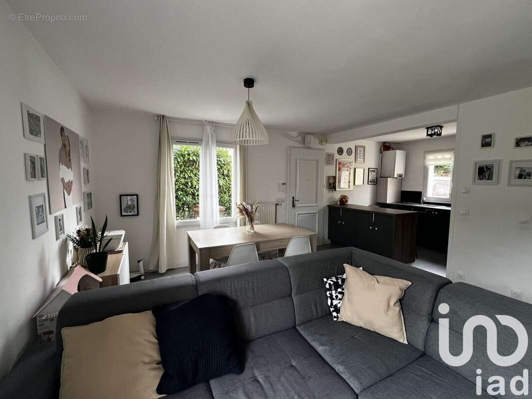 Photo 3 - Maison à RIS-ORANGIS