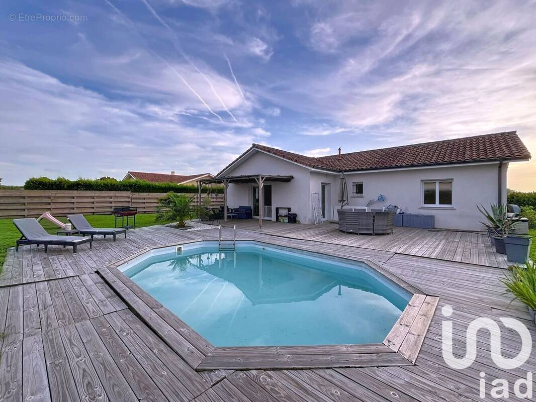 Photo 1 - Maison à LOUER