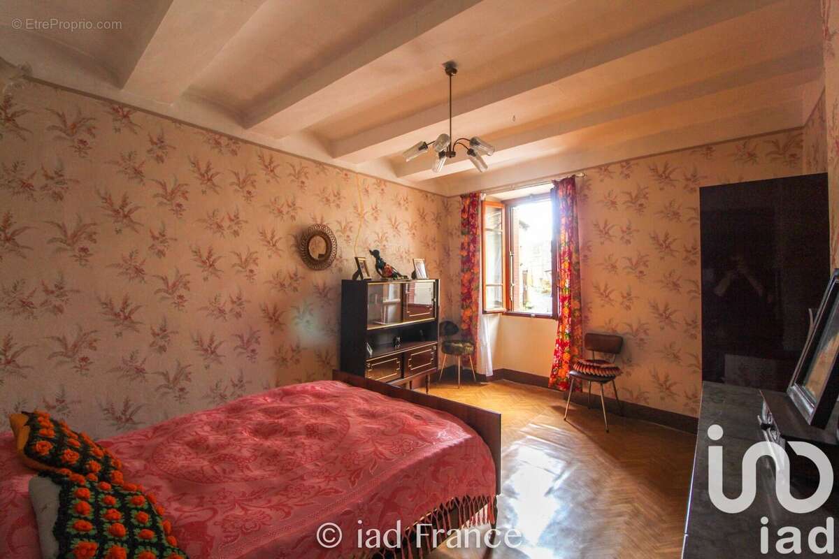 Photo 5 - Maison à SAINT-JULIEN-DE-PEYROLAS