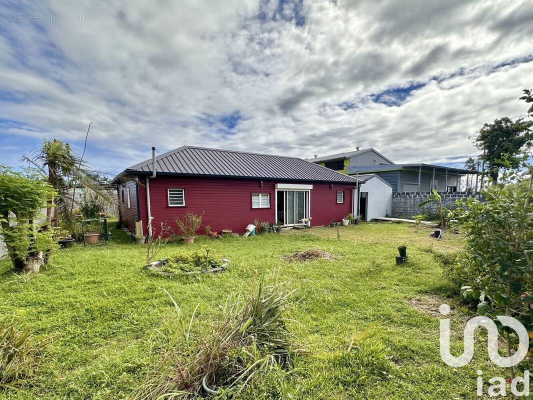 Photo 1 - Maison à SAINT-BENOIT