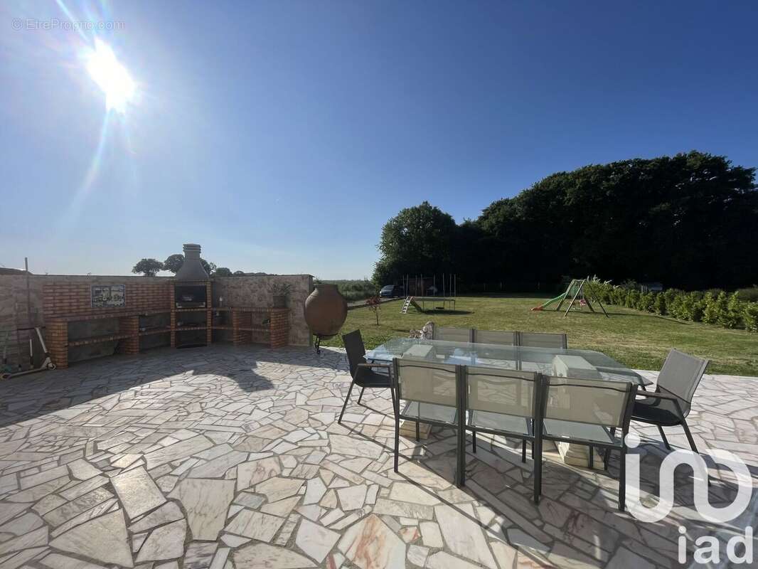 Photo 3 - Maison à ABONDANT