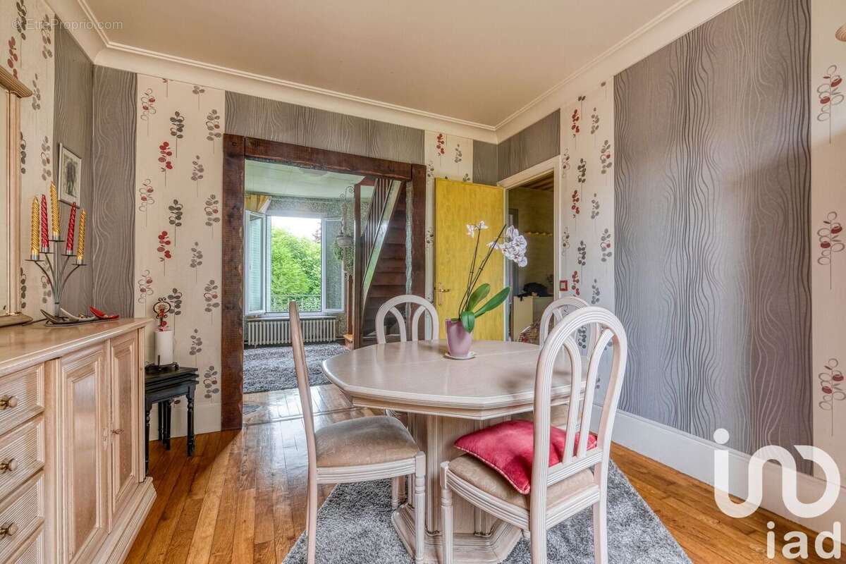 Photo 2 - Maison à ESBLY