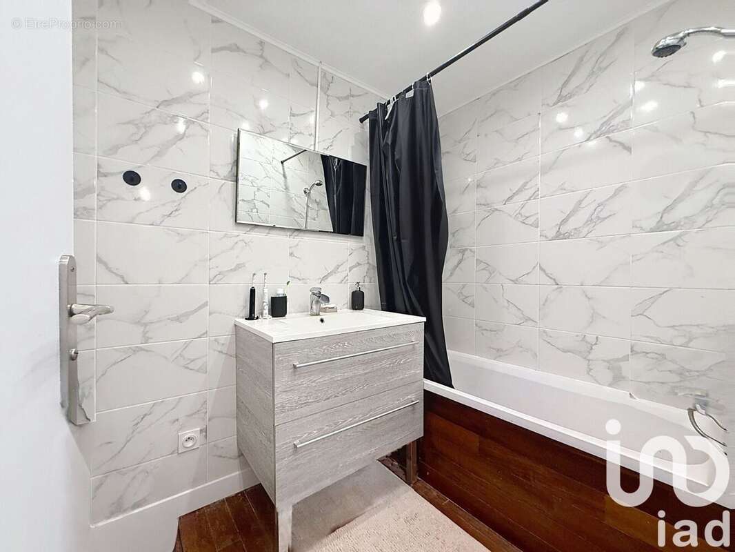 Photo 9 - Appartement à SAVIGNY-LE-TEMPLE