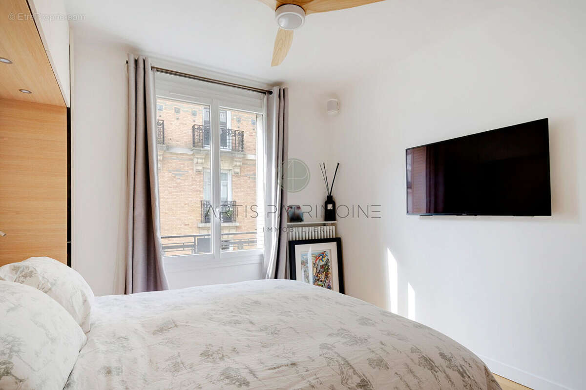 Appartement à PARIS-17E