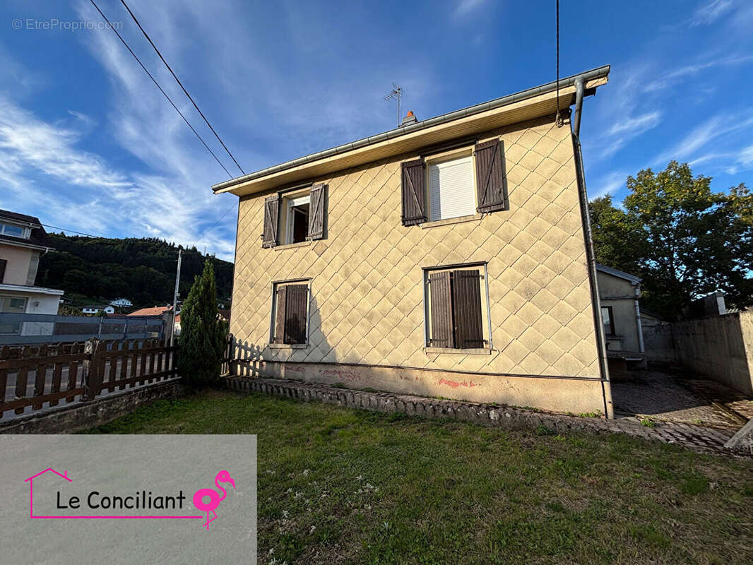 Appartement à LE VAL-D&#039;AJOL