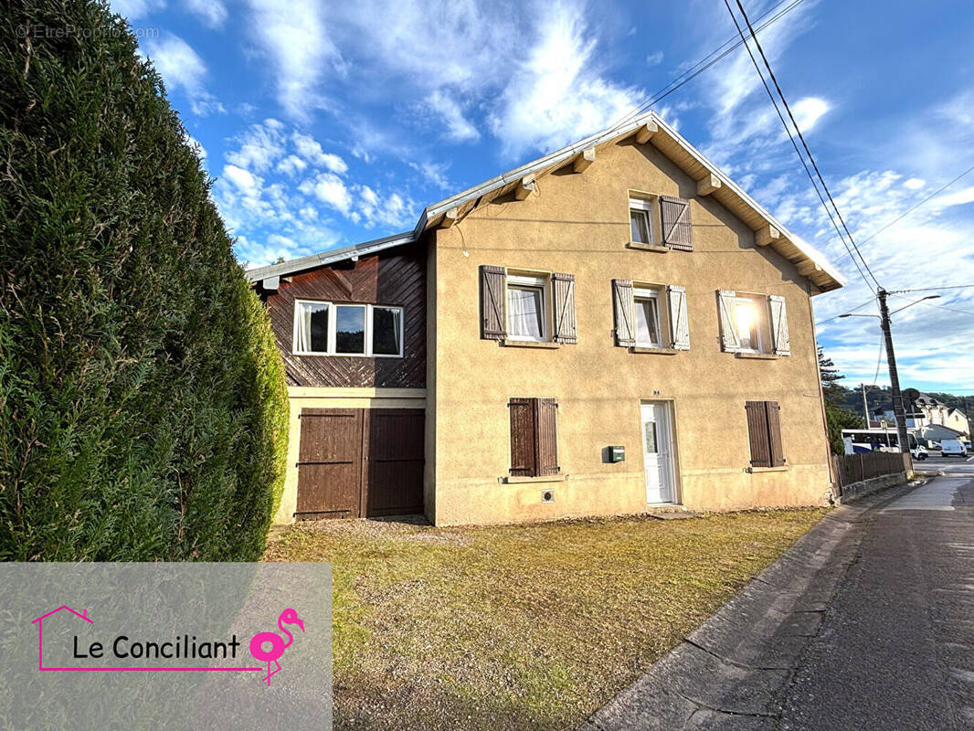 Appartement à LE VAL-D&#039;AJOL