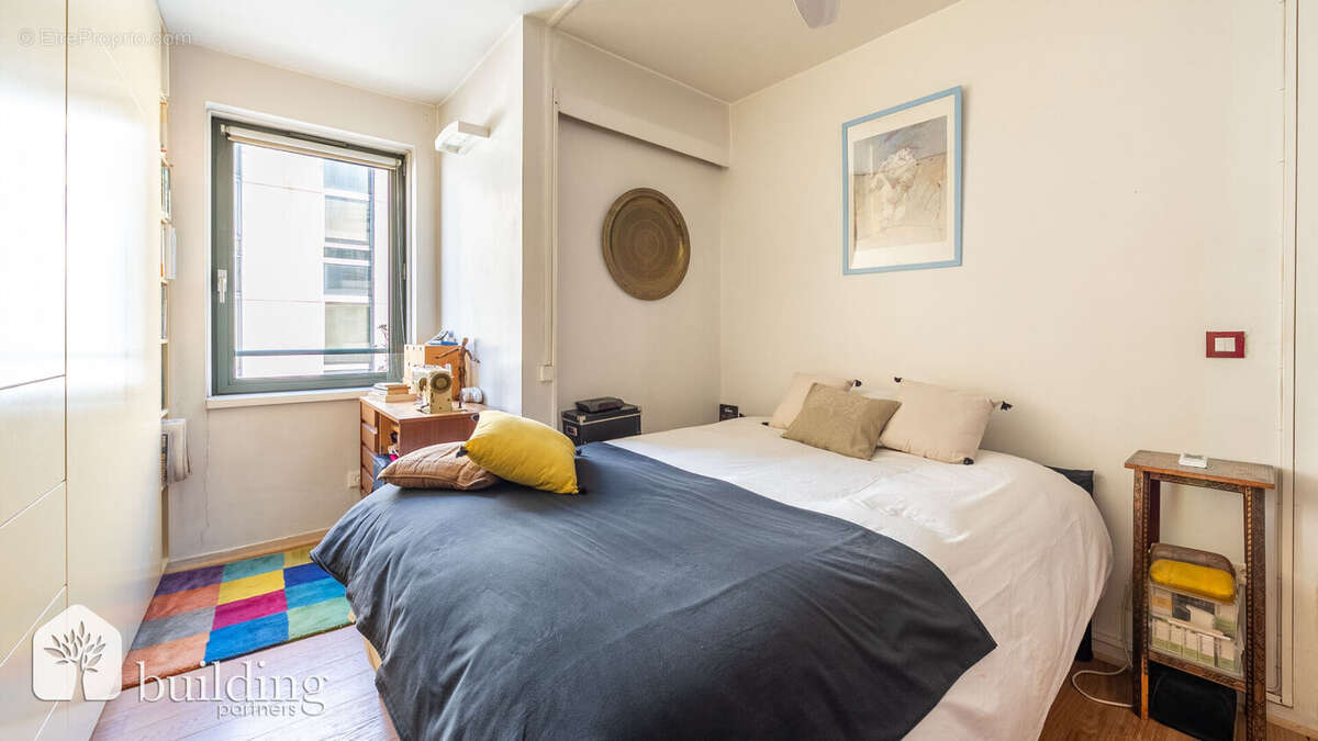 Appartement à LEVALLOIS-PERRET