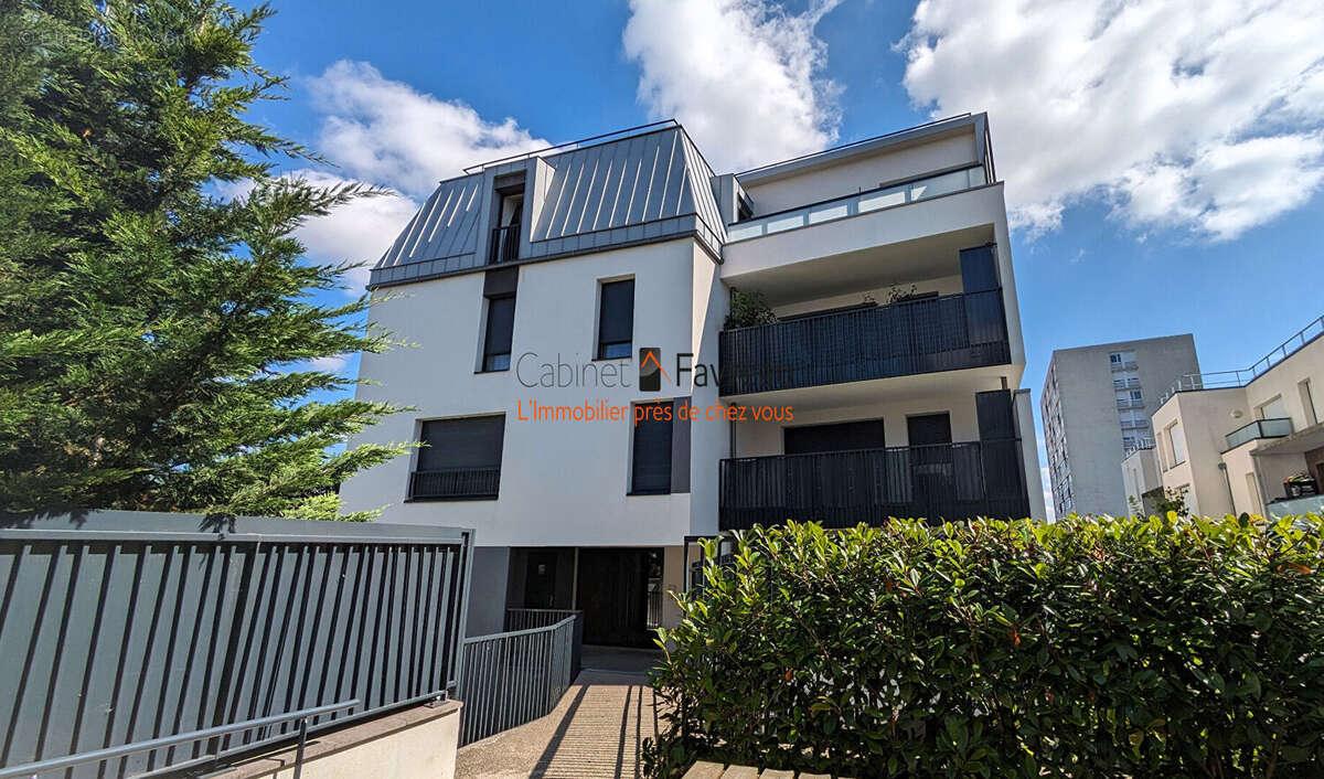 Appartement à LE KREMLIN-BICETRE