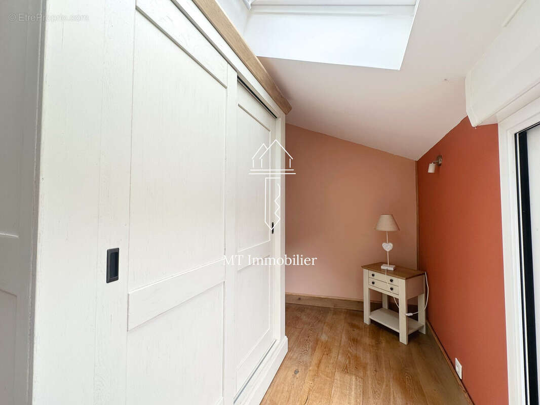 Maison à ESTREELLES